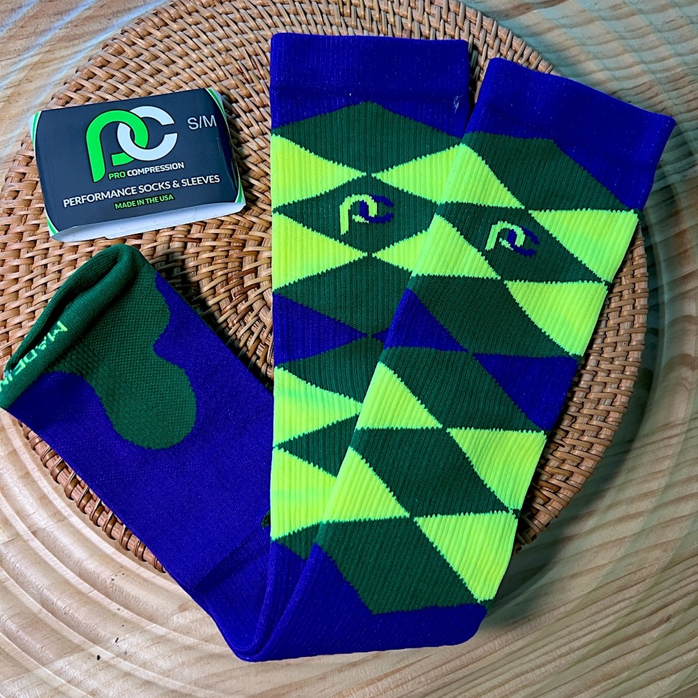 NWT- Procompression Socks- Unisex Size S/M